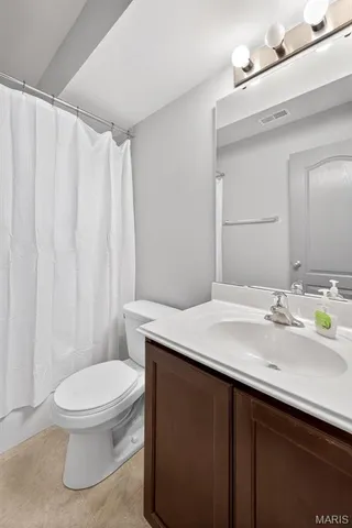 $260,000 | 127 Creekside Drive, Winfield, MO 63389