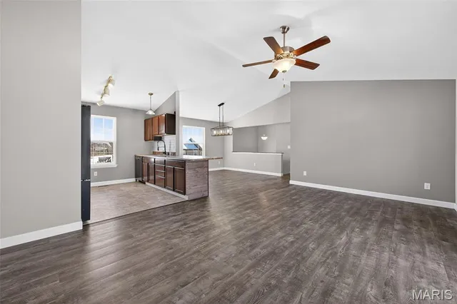 $260,000 | 127 Creekside Drive, Winfield, MO 63389