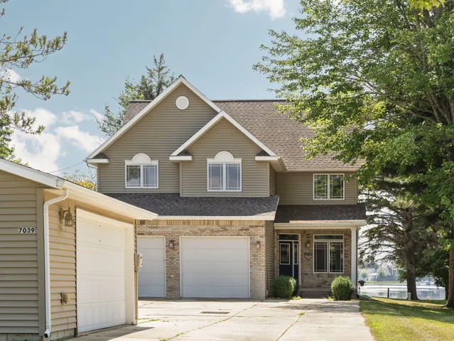 $899,900 | 7039 West White Birch Avenue, Lake City, MI 49651