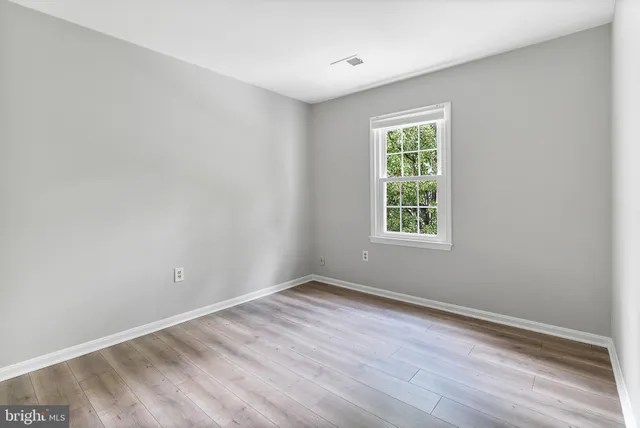 $2,999 | 9902 Longford Court, Vienna, VA 22181