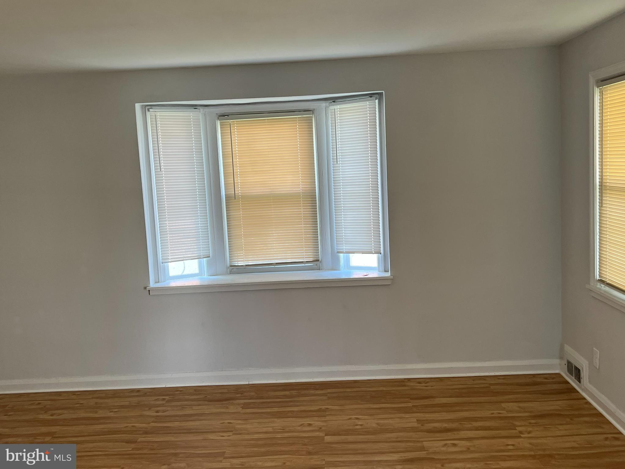 1401 Stonewood Road Baltimore, MD 21239 - Photo 2 of 7