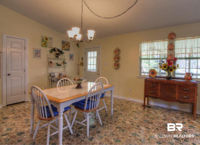 23220 T D Barnett Road Robertsdale, AL 36567 - Photo 11 of 24