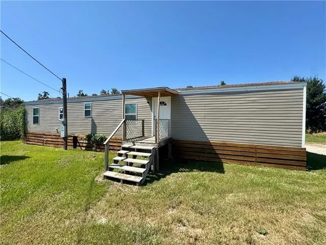 $1,300 | 106 Blueberry Hill Street, Boutte, LA 70039