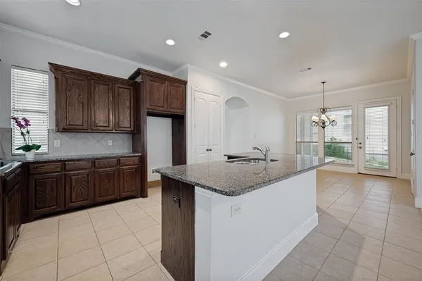 $2,800 | 8009 Texian Trail, McKinney, TX 75070