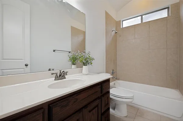 $2,800 | 8009 Texian Trail, McKinney, TX 75070