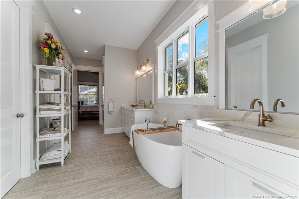 1002 Southeast Riverside Drive Stuart, FL 34996 - Photo 27 of 61