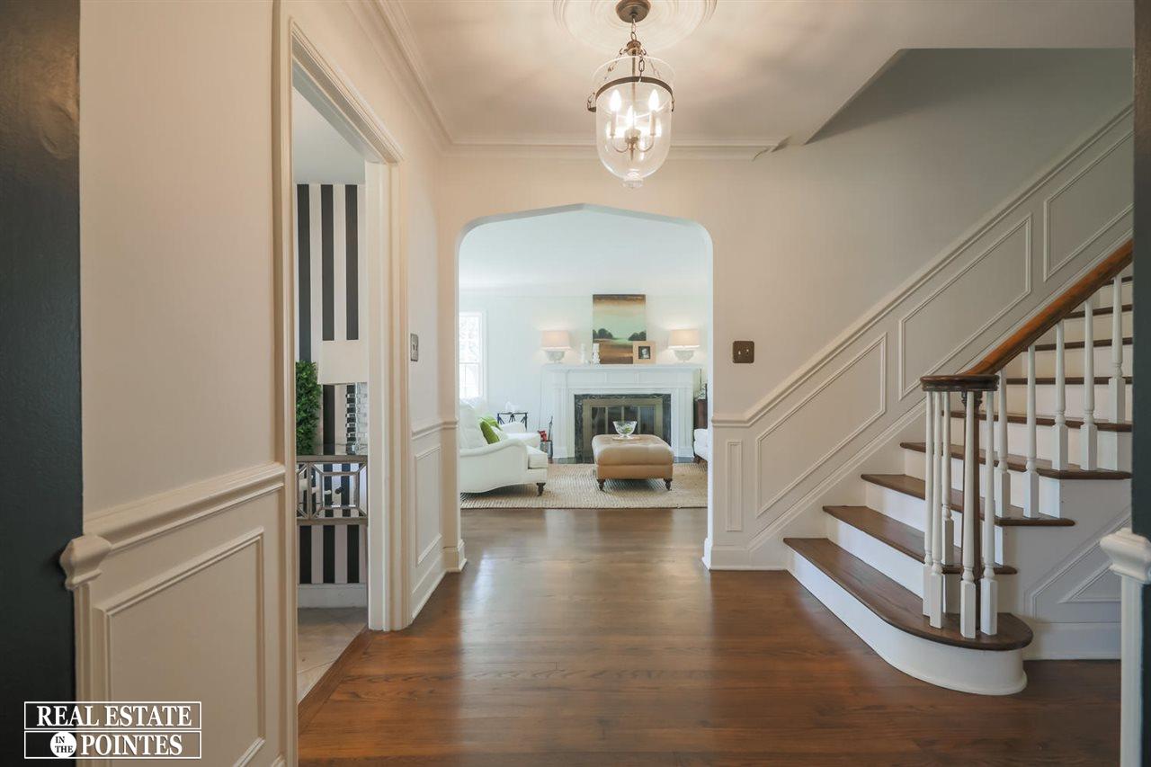 741 Trombley Road Grosse Pointe Park, MI 48230 - Photo 9 of 63