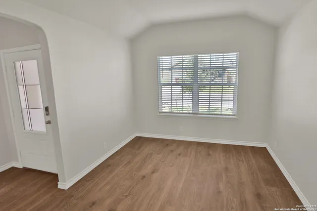 $2,200 | 183 Ringed Plover, San Antonio, TX 78253