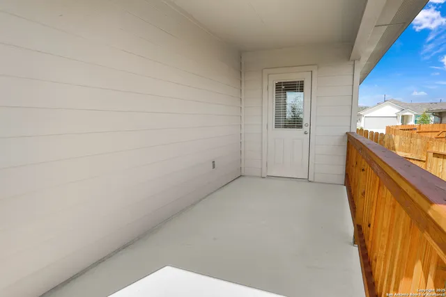 $2,200 | 183 Ringed Plover, San Antonio, TX 78253