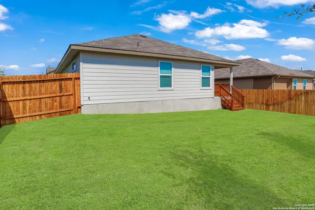 $2,200 | 183 Ringed Plover, San Antonio, TX 78253