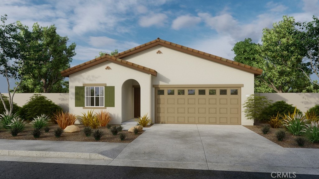 a view of front of house with a yard