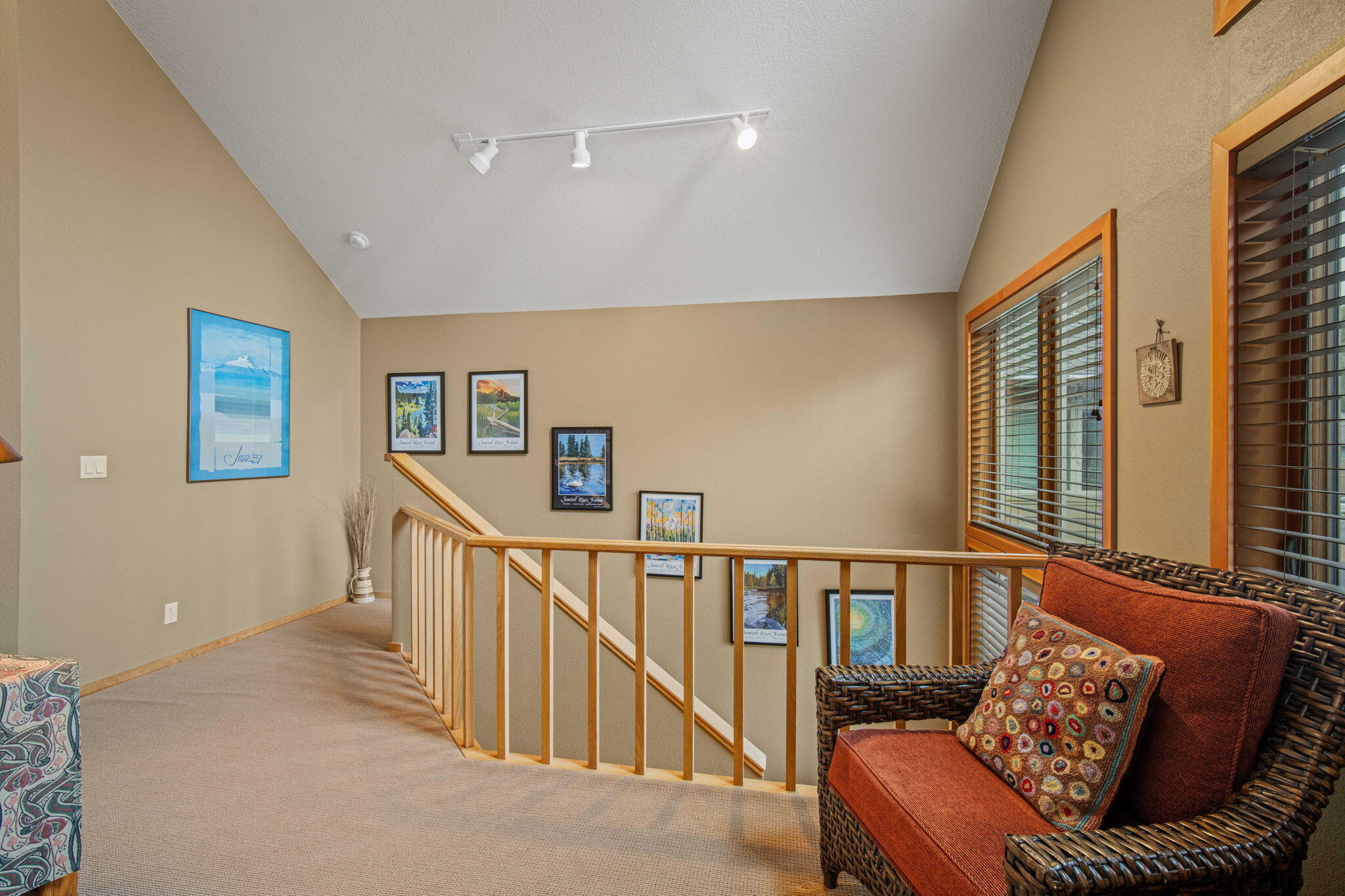 17675 Bittern Lane, Unit 19 Sunriver, OR 97707 - Photo 20 of 42 21-web-or-mls-19 River Village-21