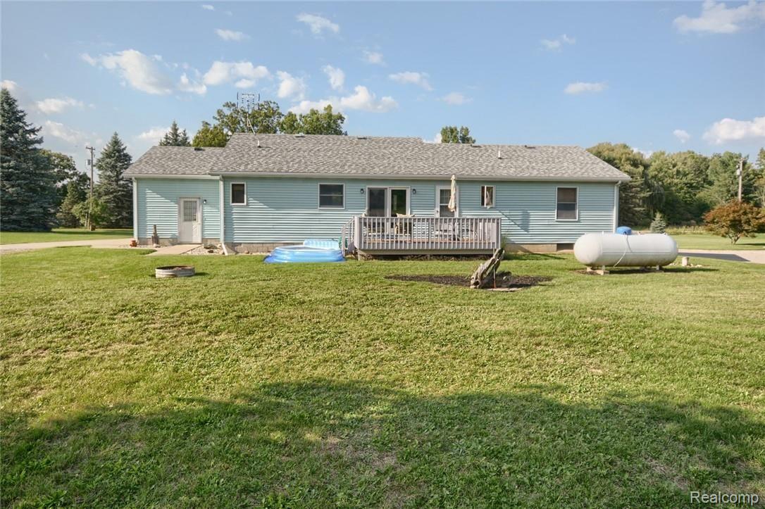 12490 East Carpenter Road Davison, MI 48423 - Photo 6 of 32 DSC_9301-HDR(3).jpg