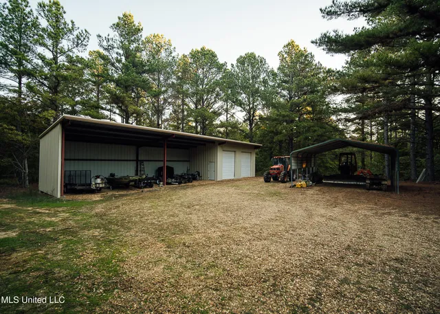 $5,841,640 | 4 Ms Holly Springs, Holly Springs, MS 38635