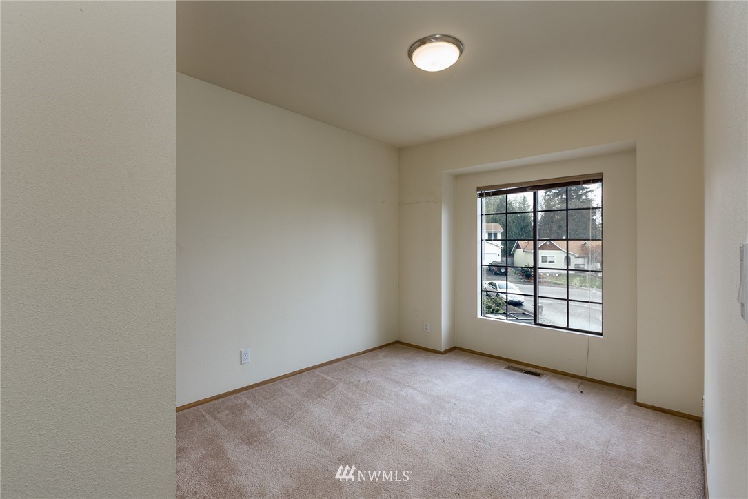 19613 138th Avenue Southeast Renton, WA 98058 - Photo 18 of 22