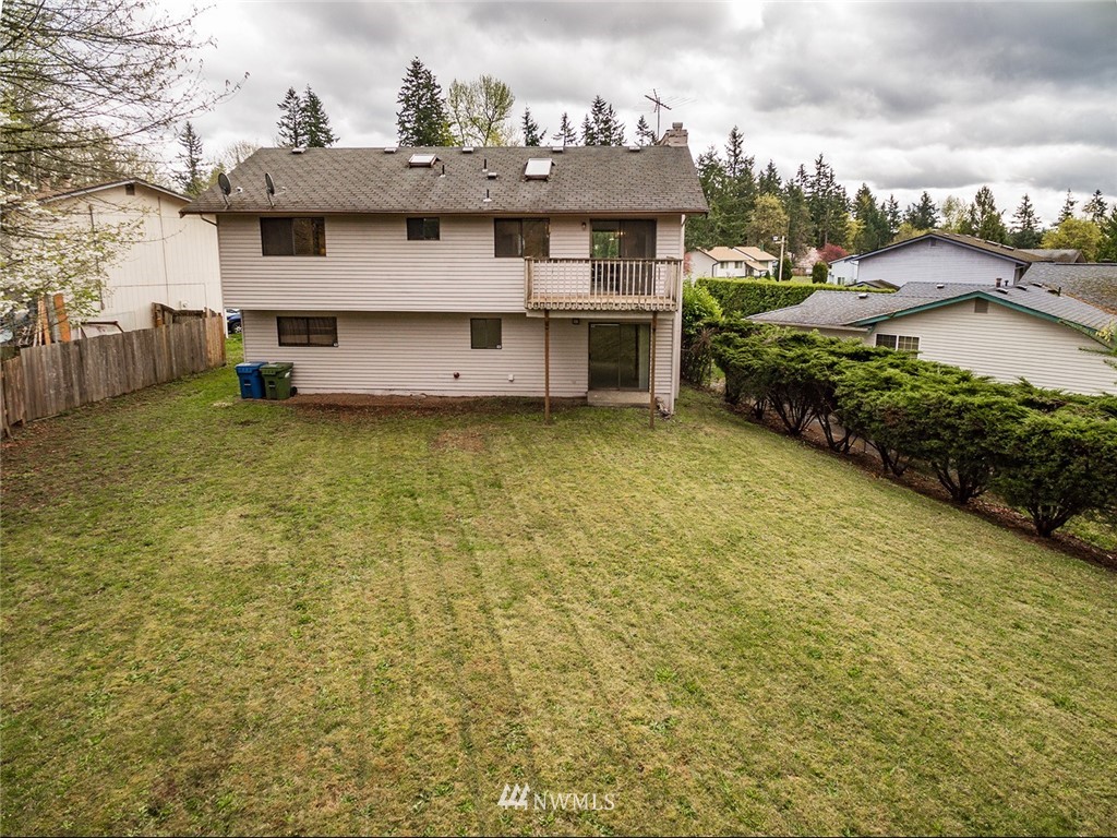 19613 138th Avenue Southeast Renton, WA 98058 - Photo 3 of 22