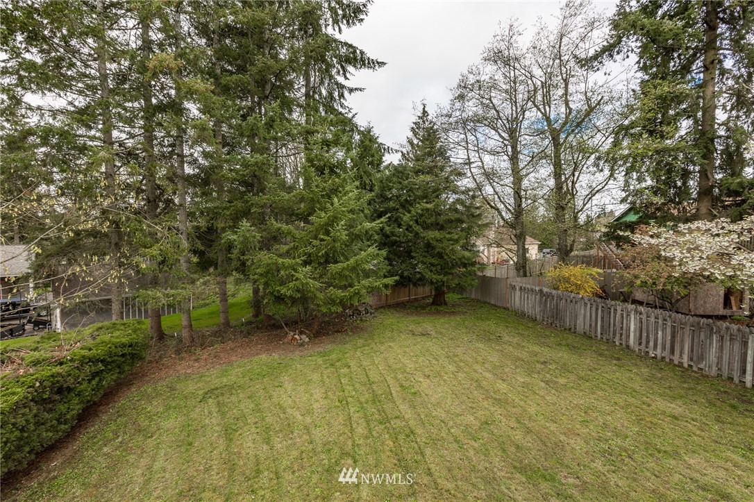 19613 138th Avenue Southeast Renton, WA 98058 - Photo 5 of 22