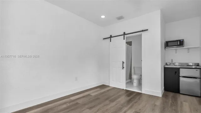 $1,500 | King Court, Miami, FL 33173