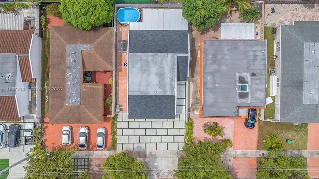 $1,500 | King Court, Miami, FL 33173