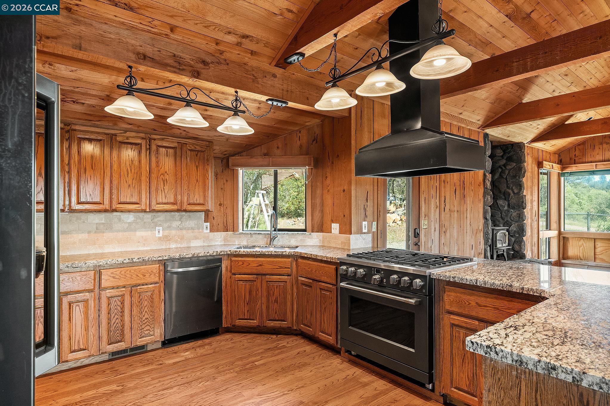 130 Mountain Oak Road Oroville, CA 95966 - Photo 9 of 70