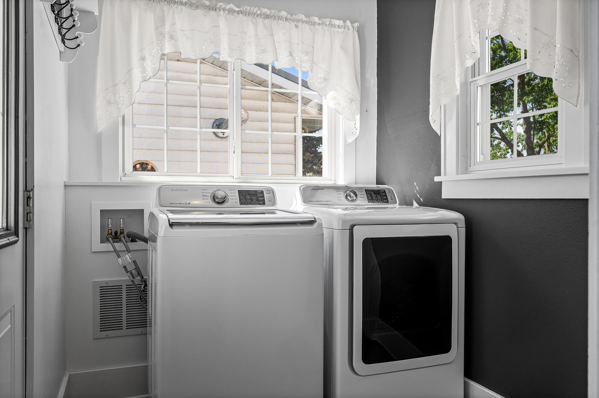 109 Madison Street Arcadia, WI 54612 - Photo 14 of 30 Laundry Room - Main Flr
