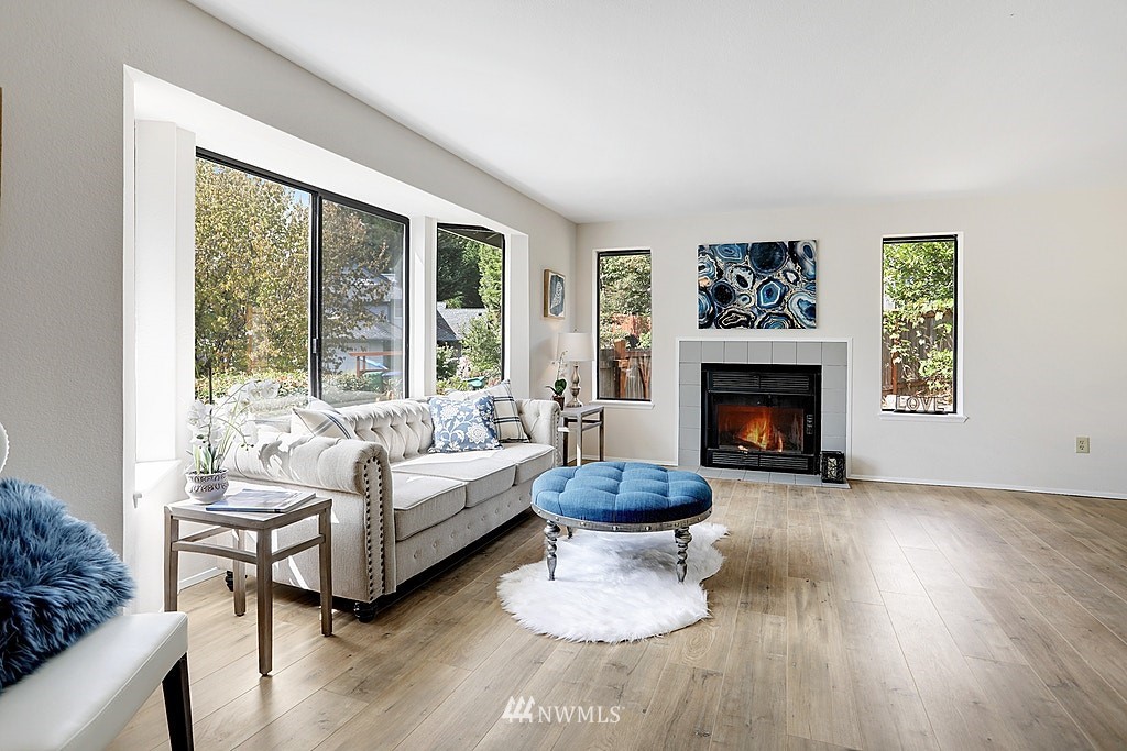 17323 18th Avenue Southeast Bothell, WA 98012 - Photo 2 of 16