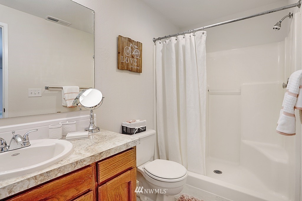 17323 18th Avenue Southeast Bothell, WA 98012 - Photo 13 of 16