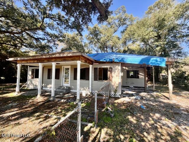 542 Perry Place Gulfport, MS 39507 - Photo 2 of 8 IMG_3039