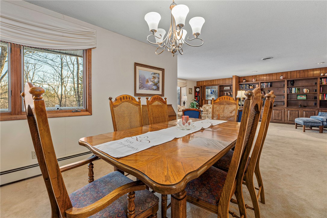 431 Spring Lake Road Rhinelander, WI 54501 - Photo 6 of 38 Large dining area