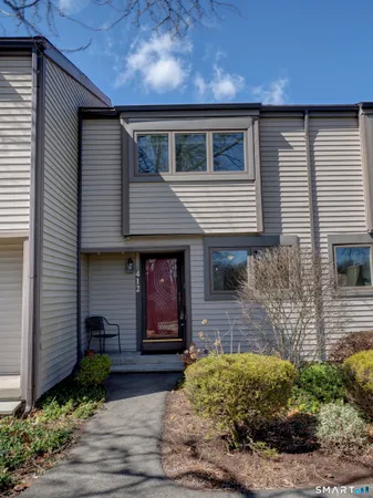 $349,000 | 412 Pilgrims Harbor, Unit 412, Wallingford, CT 06492