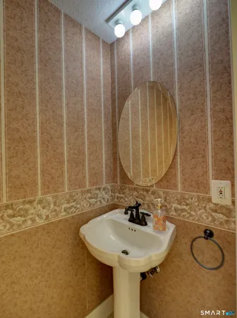 $349,000 | 412 Pilgrims Harbor, Unit 412, Wallingford, CT 06492