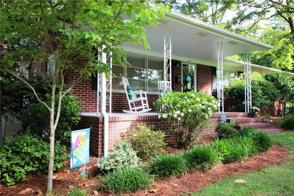 401 Smith Street Clover, SC 29710 - Photo 3 of 23 Gallery Image 3