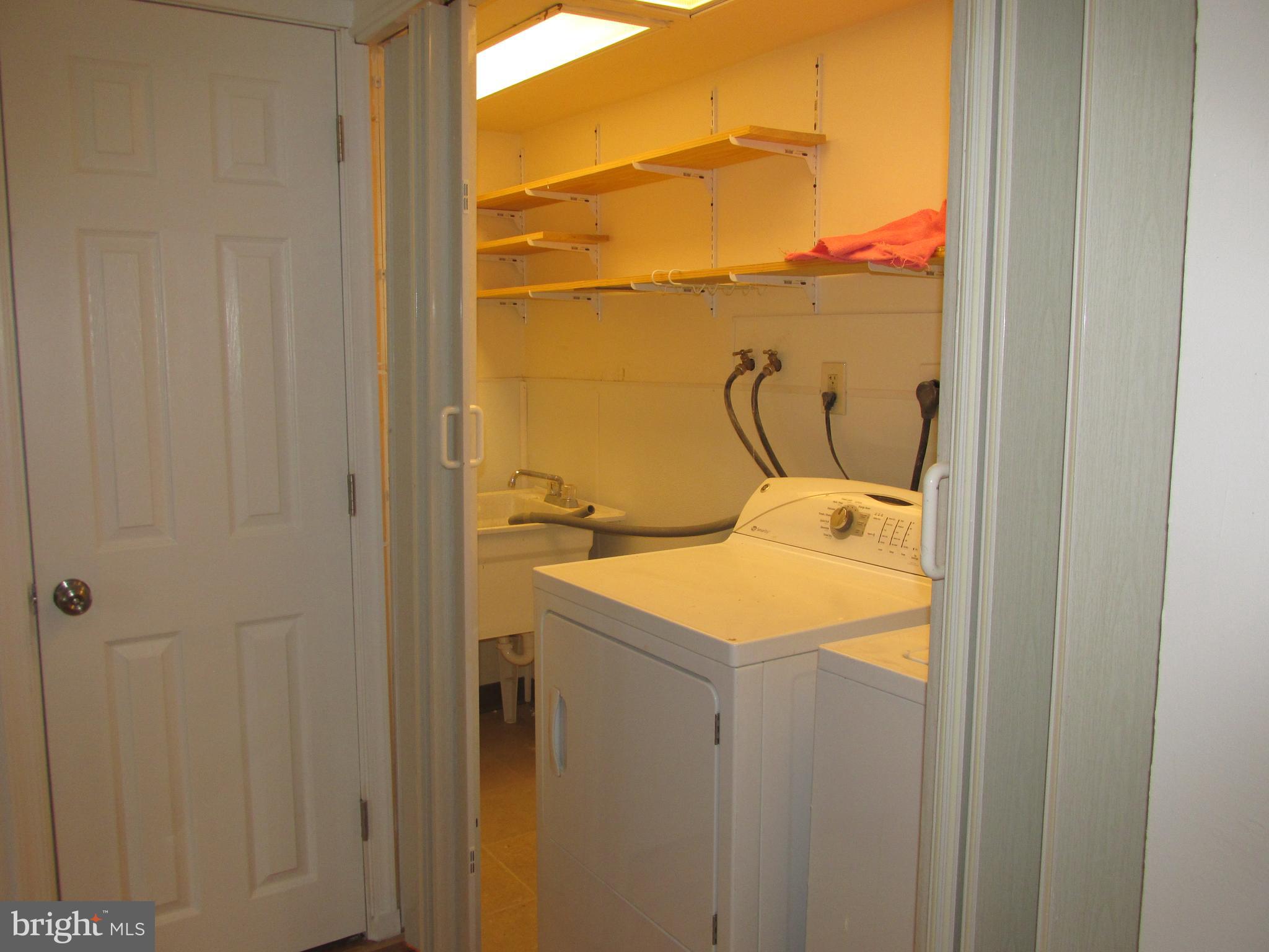 3112 Morning Glory Road Philadelphia, PA 19154 - Photo 11 of 19 Gallery Image 11