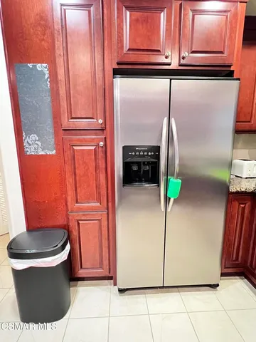 a view of livingroom with furniture