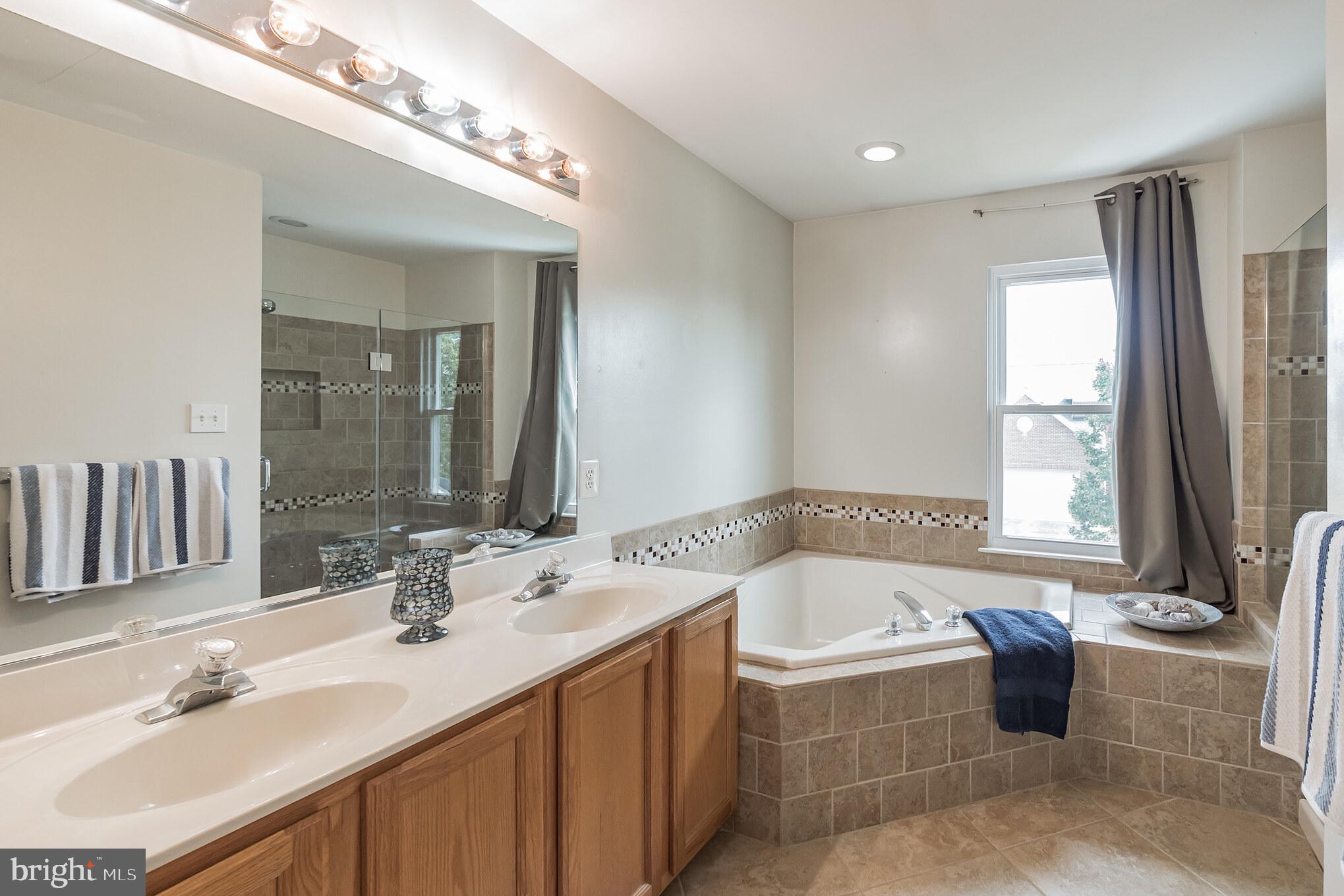 11608 Scarlet Leaf Circle Germantown, MD 20876 - Photo 17 of 31