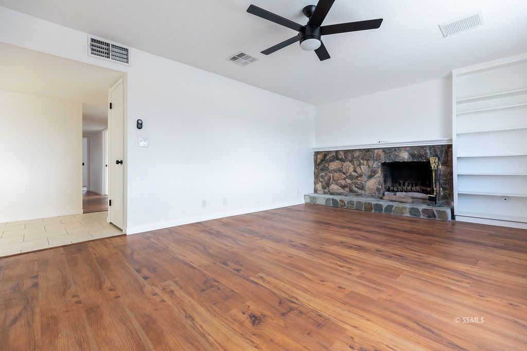 204 South Gold Canyon Street Ridgecrest, CA 93555 - Photo 9 of 39 Gallery Image 9