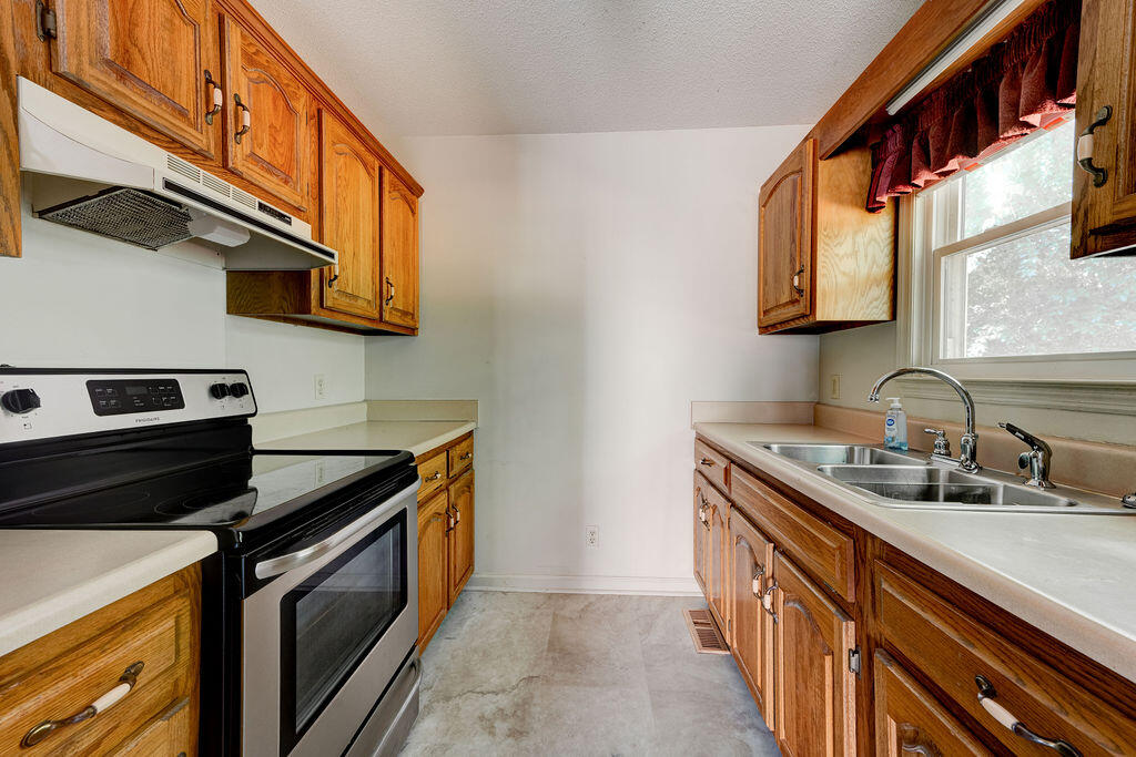 925 Magnolia Street Rossville, GA 30741 - Photo 6 of 26 925Magnolia-16