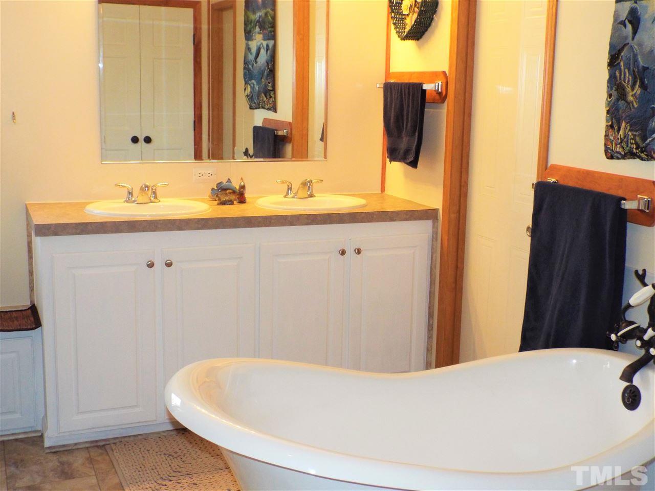 8433 Mandale Road Graham, NC 27253 - Photo 13 of 30 Gallery Image 13