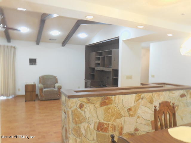 228 Round Lake Road Palatka, FL 32177 - Photo 5 of 22 DSCN4427