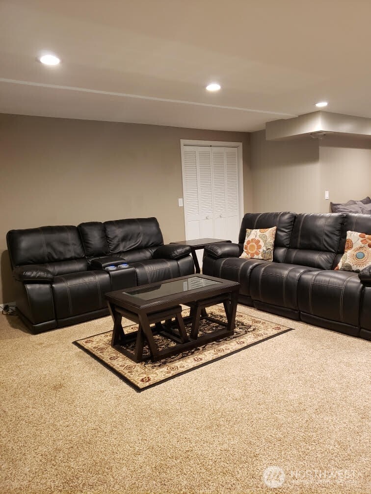 13201 Southeast 208th Street Kent, WA 98042 - Photo 20 of 31