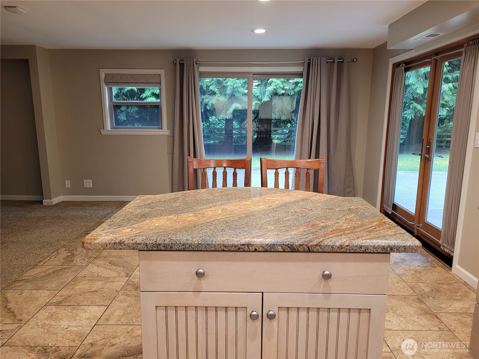 13201 Southeast 208th Street Kent, WA 98042 - Photo 22 of 31