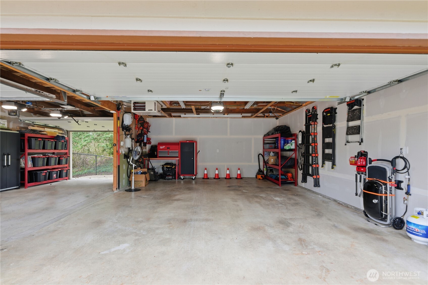 13201 Southeast 208th Street Kent, WA 98042 - Photo 29 of 31