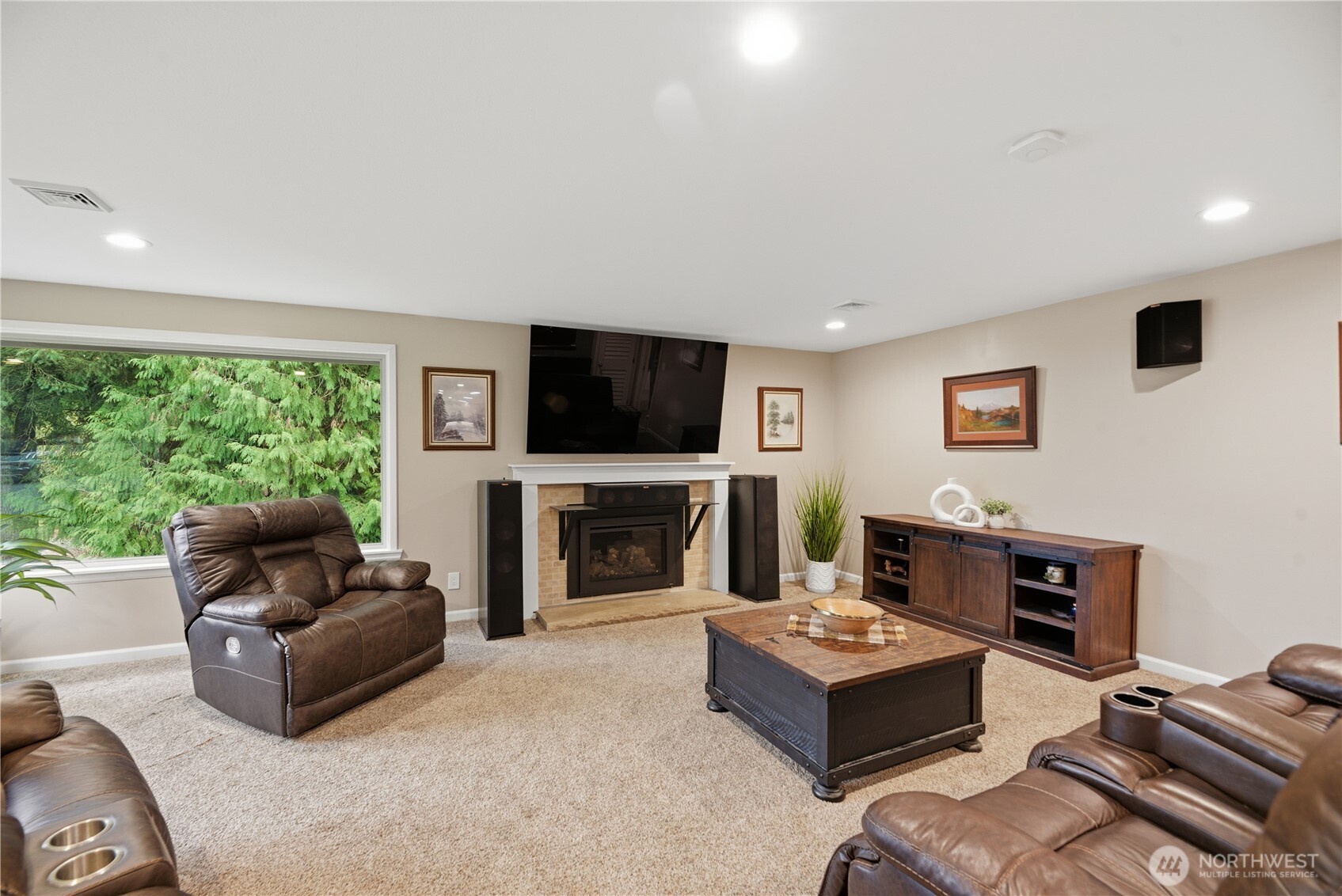 13201 Southeast 208th Street Kent, WA 98042 - Photo 4 of 31