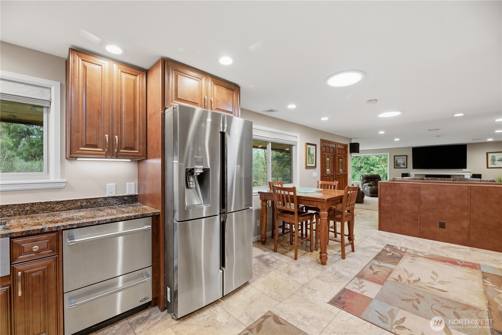 13201 Southeast 208th Street Kent, WA 98042 - Photo 8 of 31