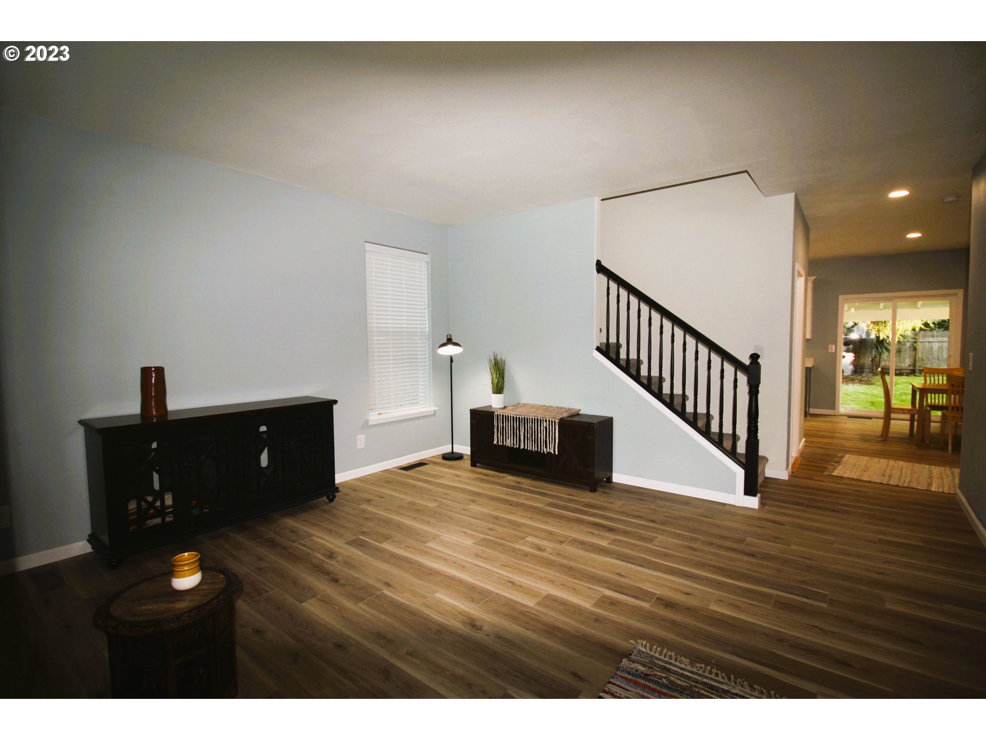 3864 Aerial Way Eugene, OR 97402 - Photo 2 of 22 a view of a livingroom with wooden floor