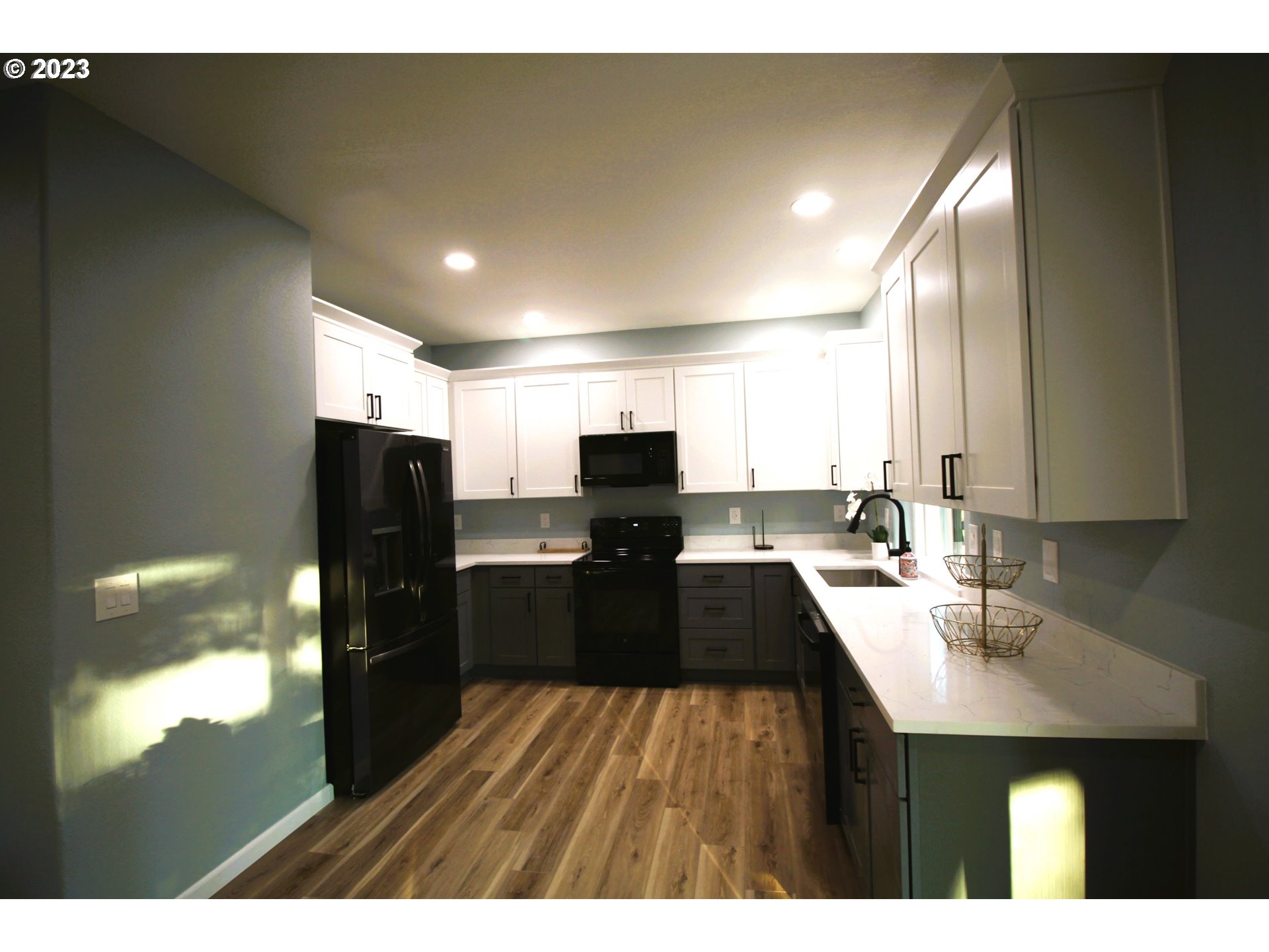 3864 Aerial Way Eugene, OR 97402 - Photo 7 of 22 a kitchen with sink and refrigerator