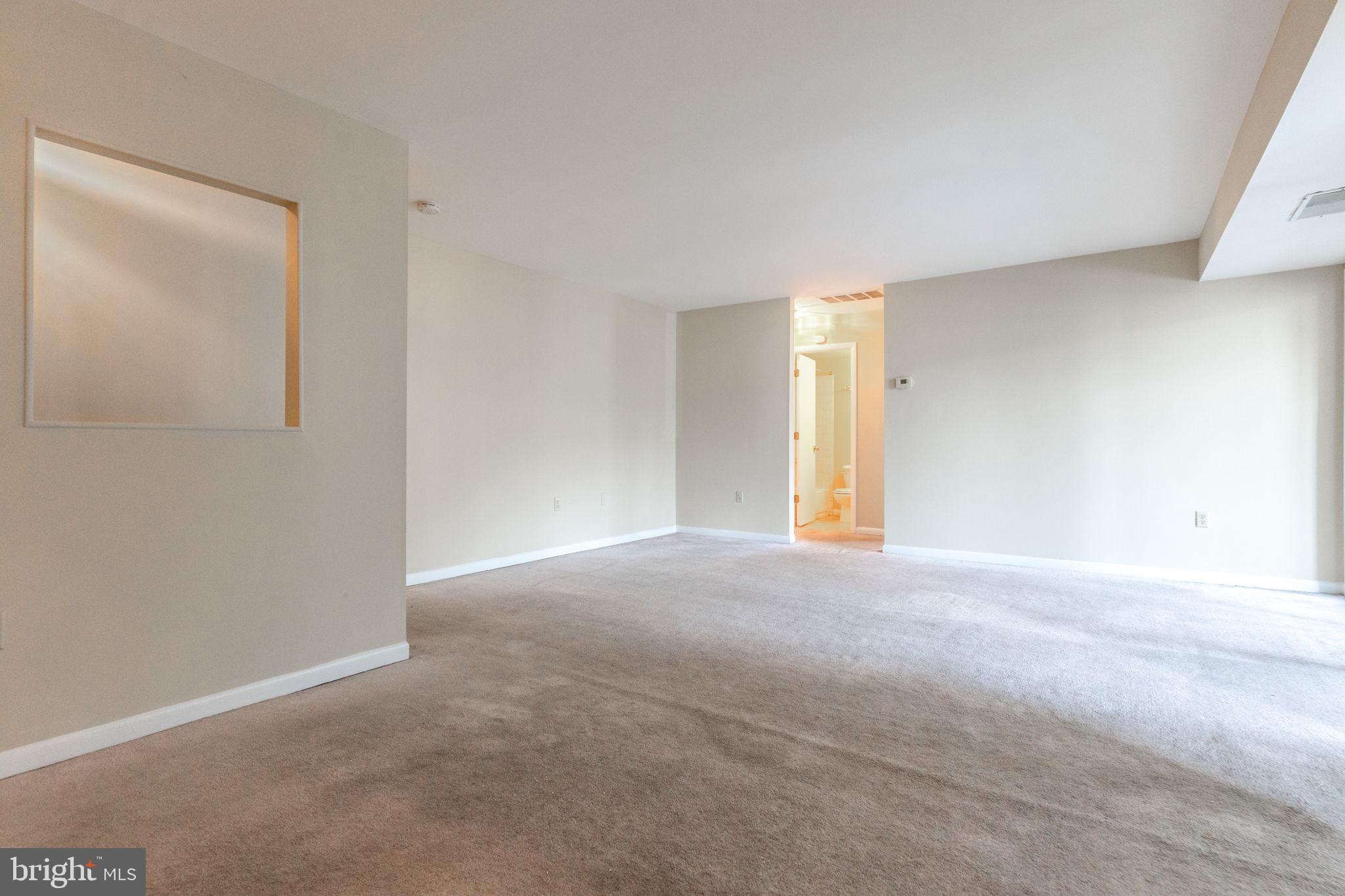 9653 White Acre Road, Unit B2 Columbia, MD 21045 - Photo 13 of 28 a view of empty room
