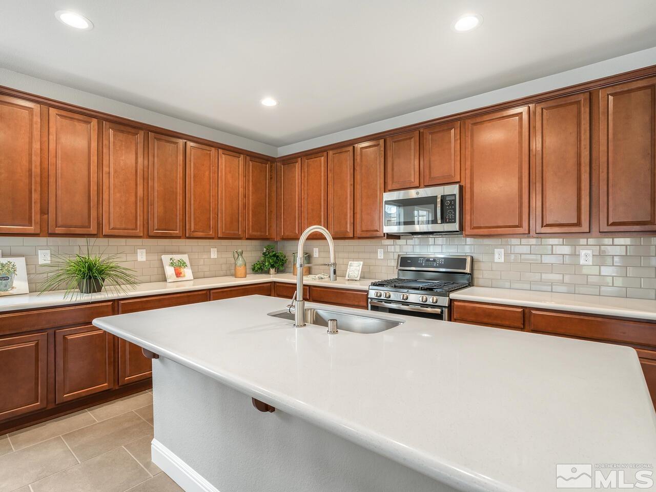 4912 Neumann Drive Reno, NV 89506 - Photo 13 of 15 Photo 13