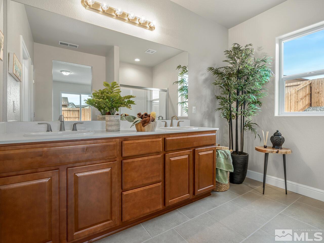 4912 Neumann Drive Reno, NV 89506 - Photo 7 of 15 Photo 7