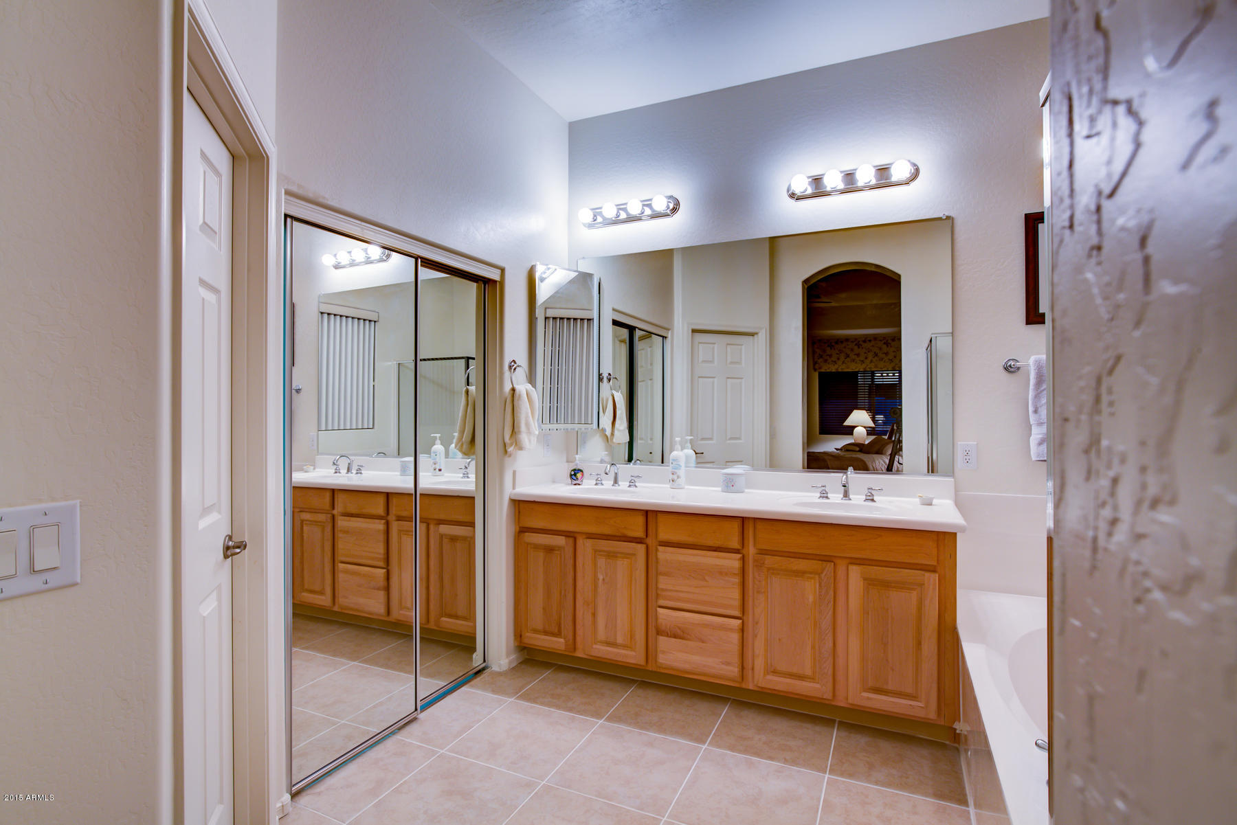 4605 West Piedmont Road Laveen, AZ 85339 - Photo 26 of 36 master bathroom